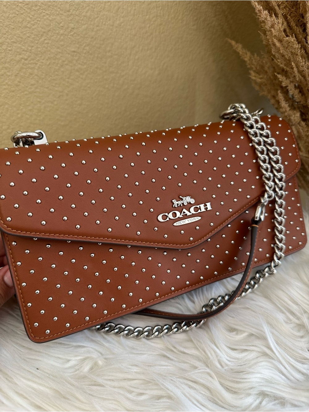 Coach Klare Envelope Crossbody Bag
With Rivets - Picture 9 of 16